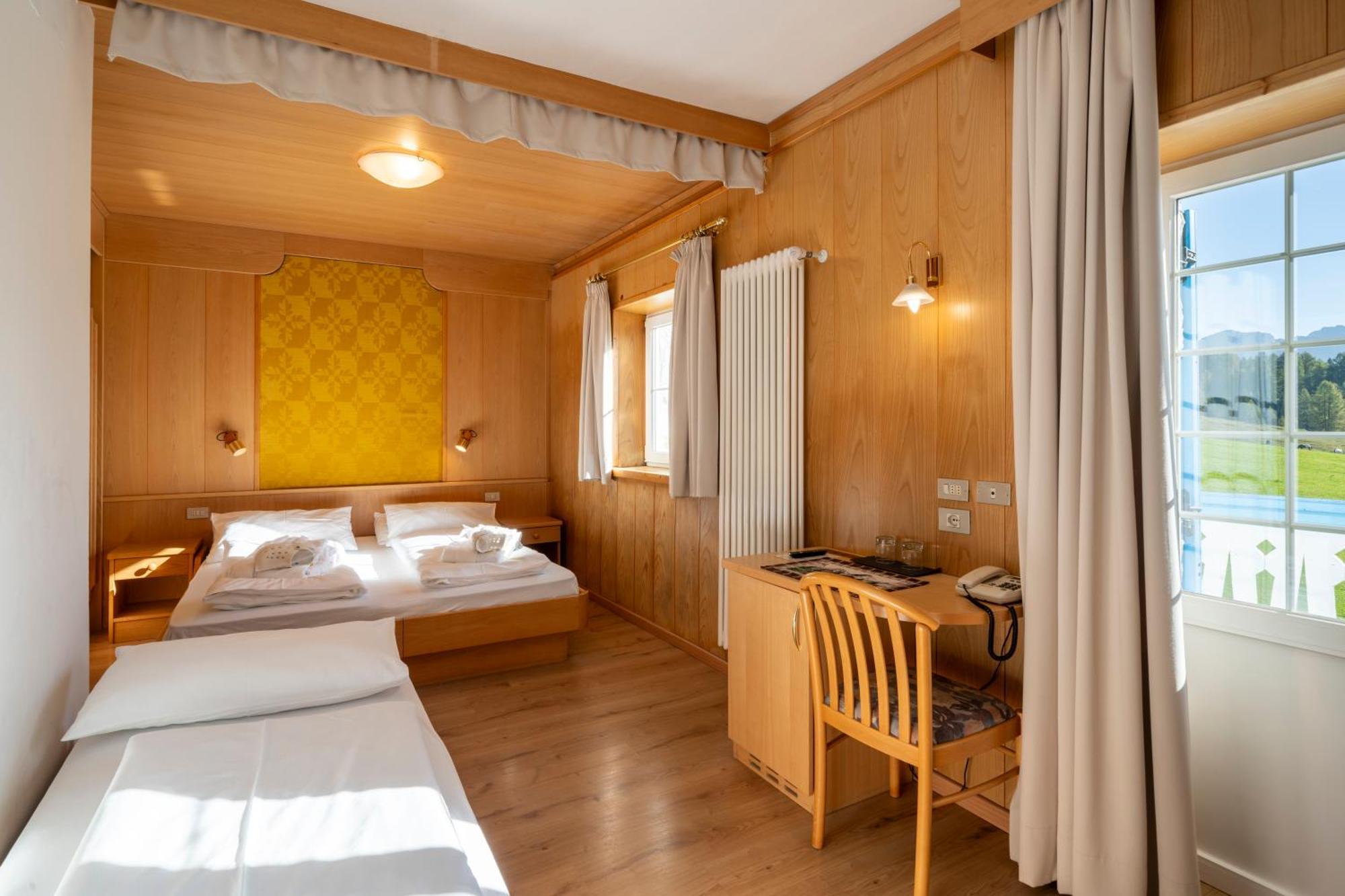 Mytime Hotels Savoy Vigo di Fassa Dış mekan fotoğraf