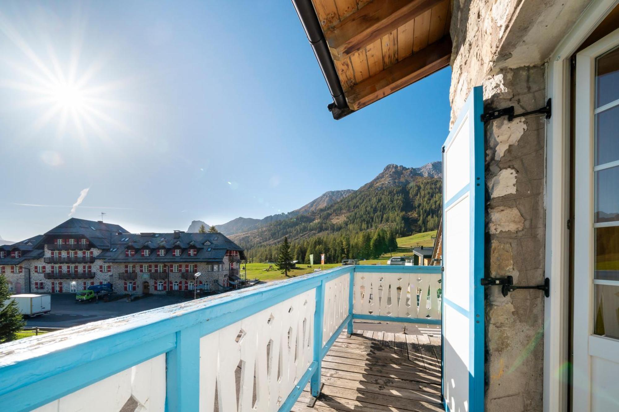 Mytime Hotels Savoy Vigo di Fassa Dış mekan fotoğraf